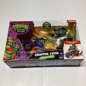 Teenage Mutant Ninja Turtles Chopper Cycle with Rocksteady Action Figure Set NEW